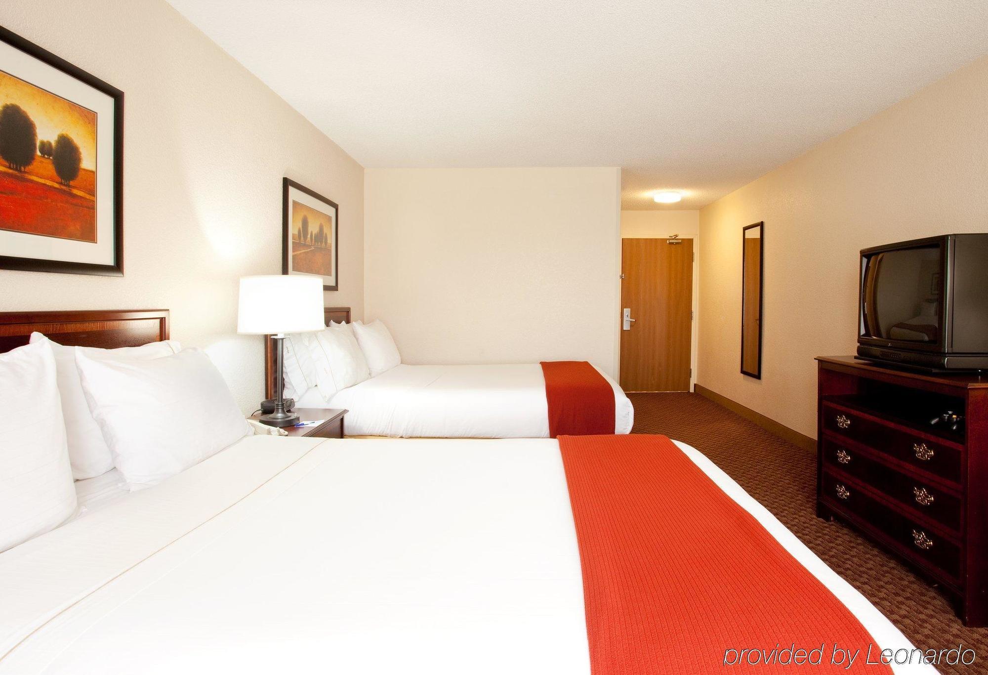 Baymont By Wyndham Merrillville Δωμάτιο φωτογραφία